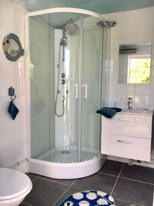 Maison Face A L'Etang Précy エクステリア 写真